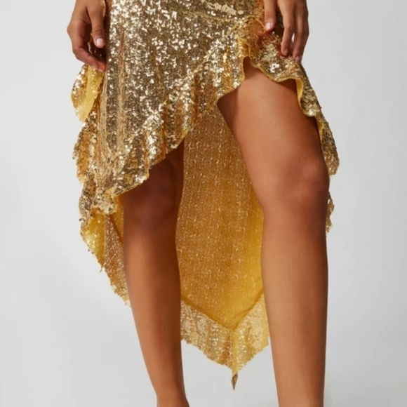 Urban Outfitters Stella Sequin Strapless Midi Dress in Gold Size Large NWT - Picture 5 of 13